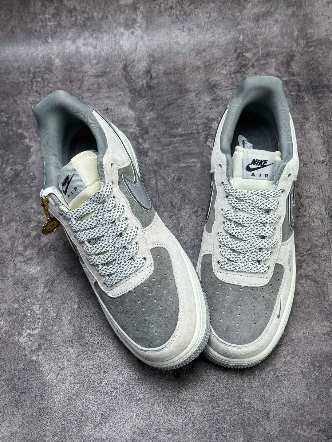 Nike Air Force 1 Low 07 深灰双小勾满天星 WY0655-102-High Quatity Cheap Brand wholesale wholesaler seller Clothes Bags handbags Sneakers Top Fashion Clothing Shoes from China Factory Chinese suppliers best Quality Beautiful Price Nike Air Force 1 Low 07 深灰双小勾满天星 WY0655-102