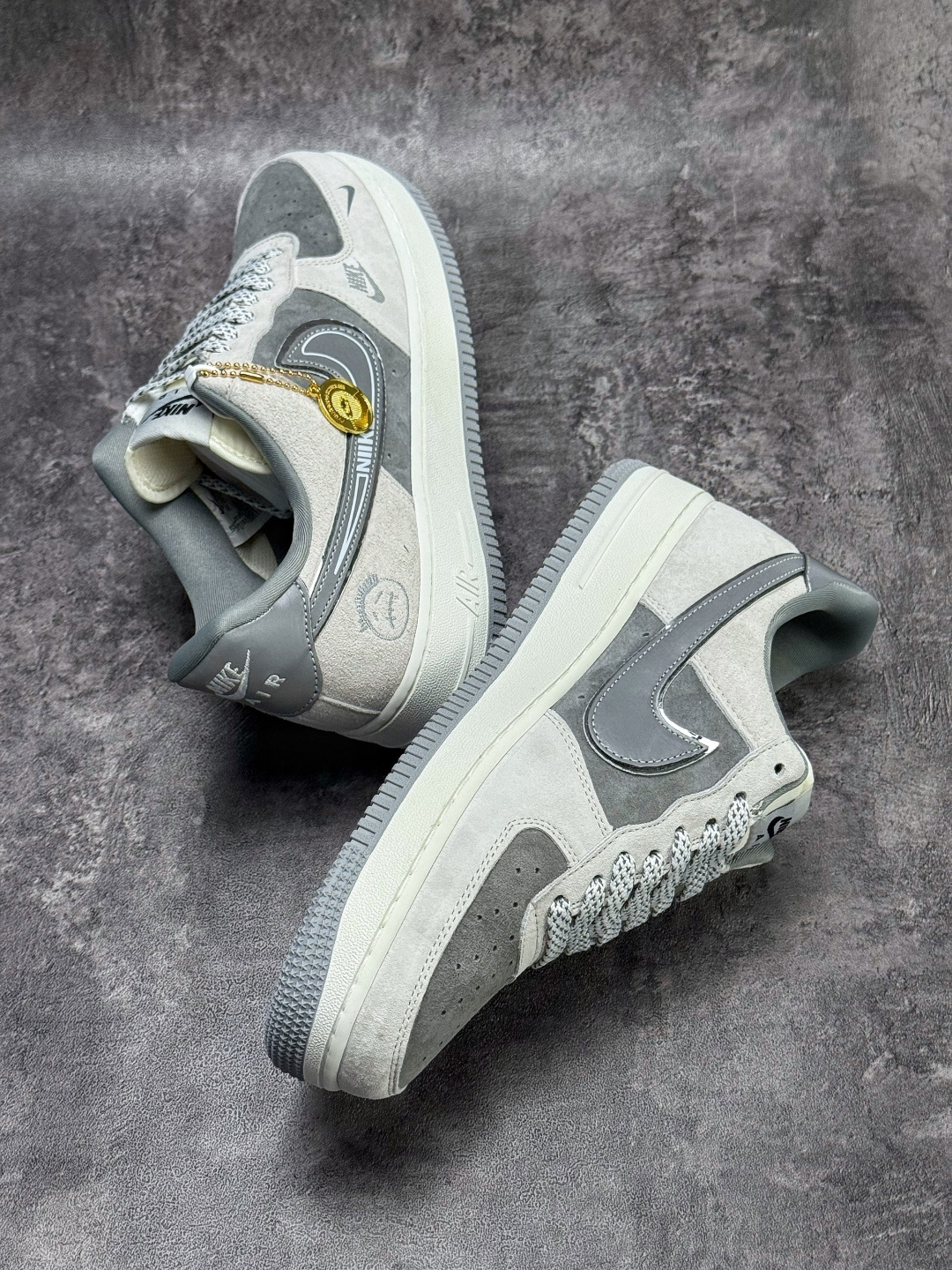 Nike Air Force 1 Low 07 深灰双小勾满天星 WY0655-102-High Quatity Cheap Brand wholesale wholesaler seller Clothes Bags handbags Sneakers Top Fashion Clothing Shoes from China Factory Chinese suppliers best Quality Beautiful Price Nike Air Force 1 Low 07 深灰双小勾满天星 WY0655-102