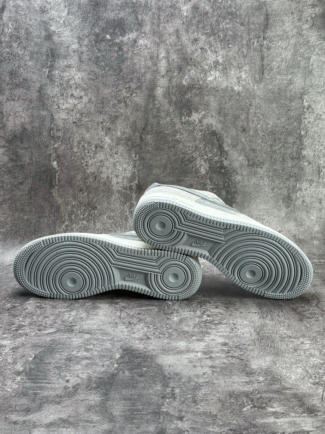 Nike Air Force 1 Low 07 深灰双小勾满天星 WY0655-102-High Quatity Cheap Brand wholesale wholesaler seller Clothes Bags handbags Sneakers Top Fashion Clothing Shoes from China Factory Chinese suppliers best Quality Beautiful Price Nike Air Force 1 Low 07 深灰双小勾满天星 WY0655-102