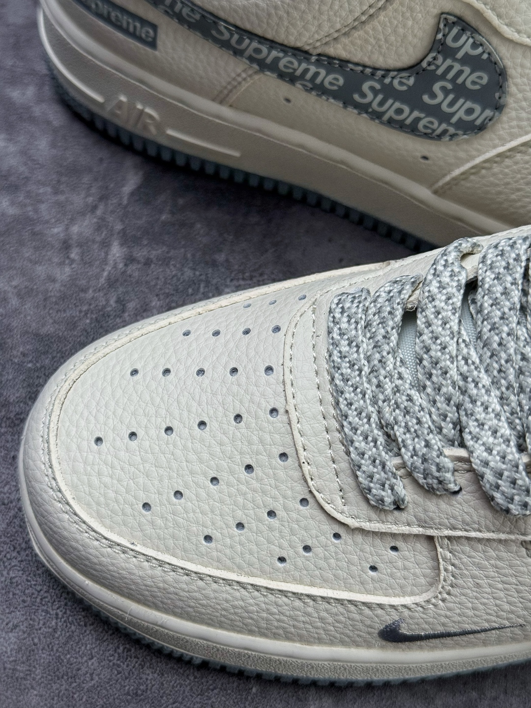 Nike Air Force 1 Low 07 x Superme 白灰小勾满天星 LD1999-027