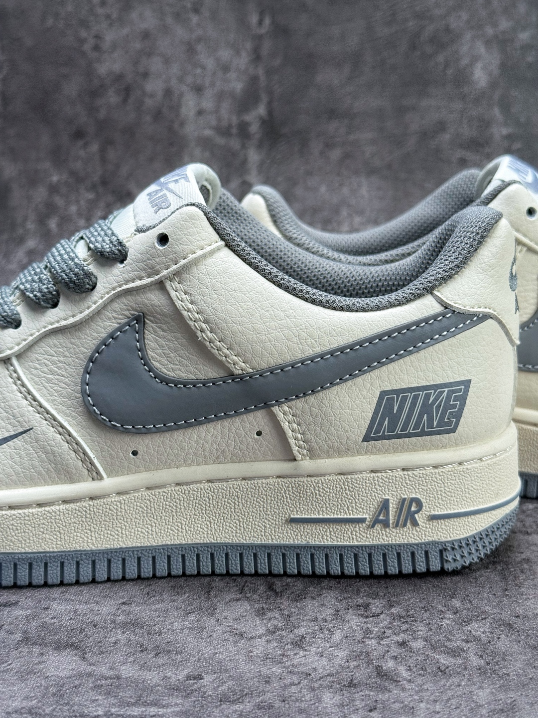 Nike Air Force 1 Low 07 白灰小勾满天星 JP8028-074
