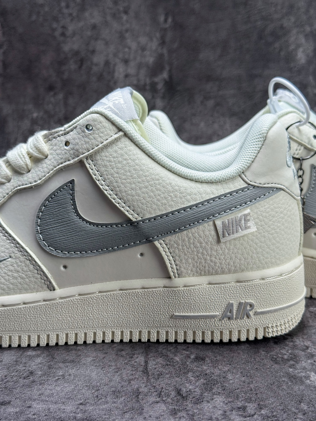 Nike Air Force 1 Low 07 白灰小勾 DN9688-110