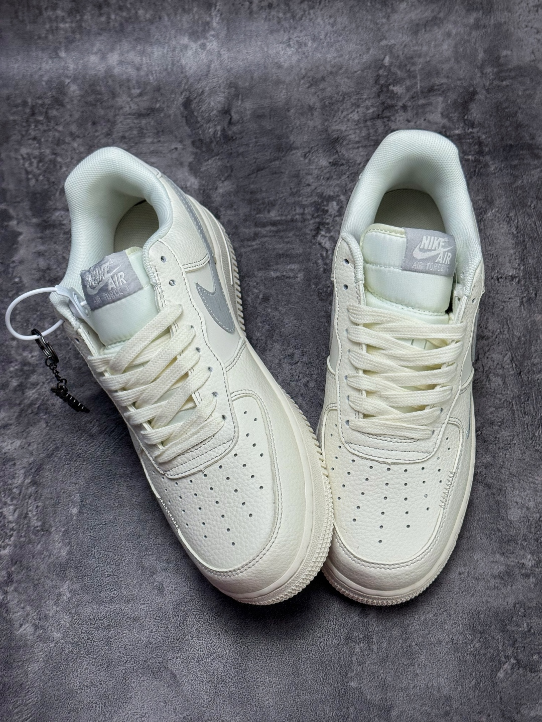 Nike Air Force 1 Low 07 白灰小勾 DN9688-110