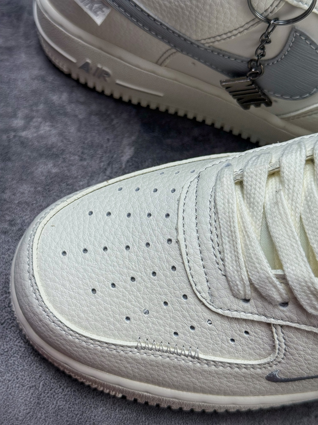 Nike Air Force 1 Low 07 白灰小勾 DN9688-110
