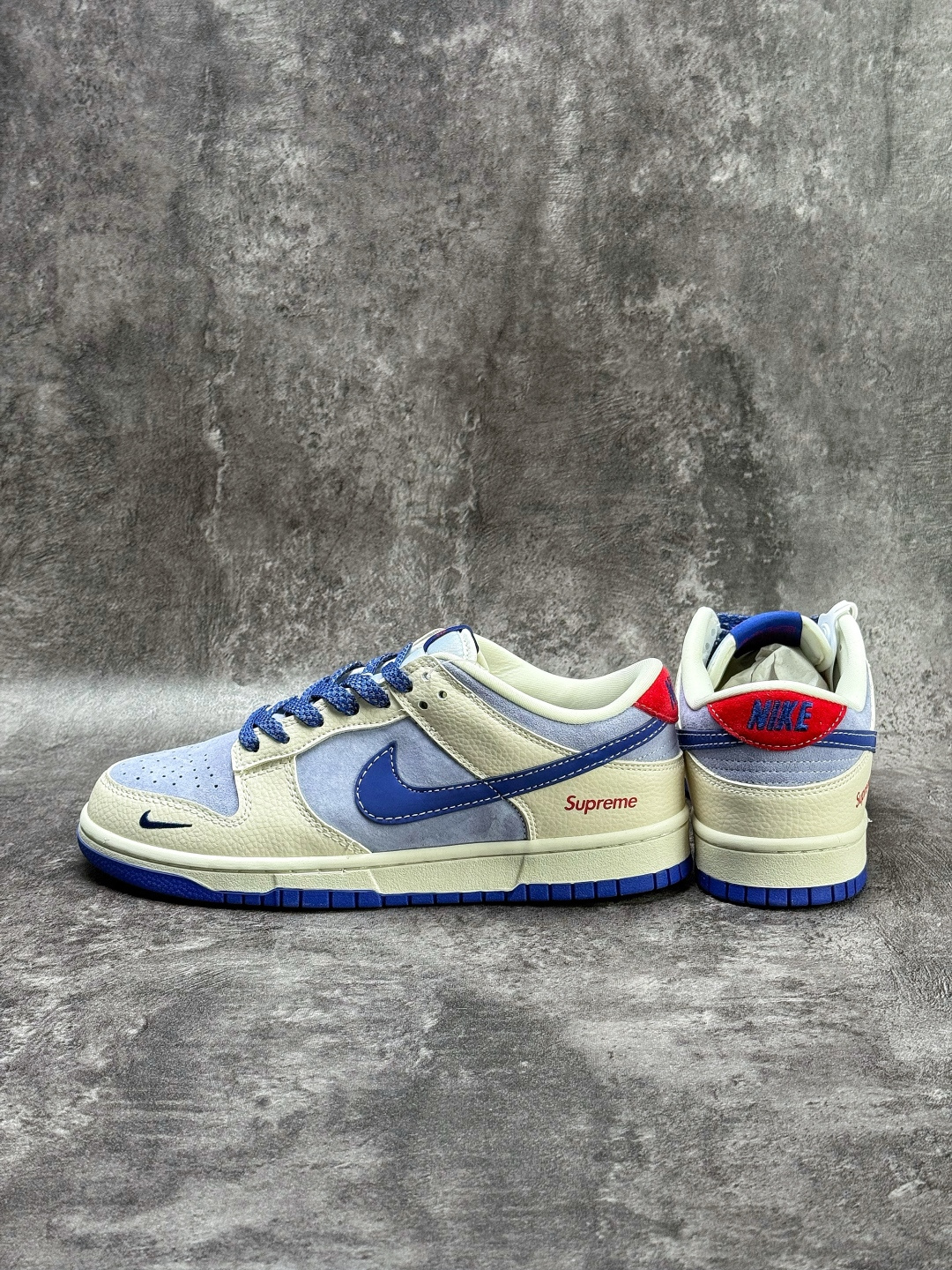 Nike SB Dunk Low x Superme 白蓝小勾满天星 TX1688-005-莆田鞋,莆田鞋货源,高仿鞋,高仿鞋货源,安福档口,莆田高仿鞋,莆田鞋批发,高仿鞋批发,莆田高仿运动鞋,高仿运动鞋,莆田运动鞋 Nike SB Dunk Low x Superme 白蓝小勾满天星 TX1688-005