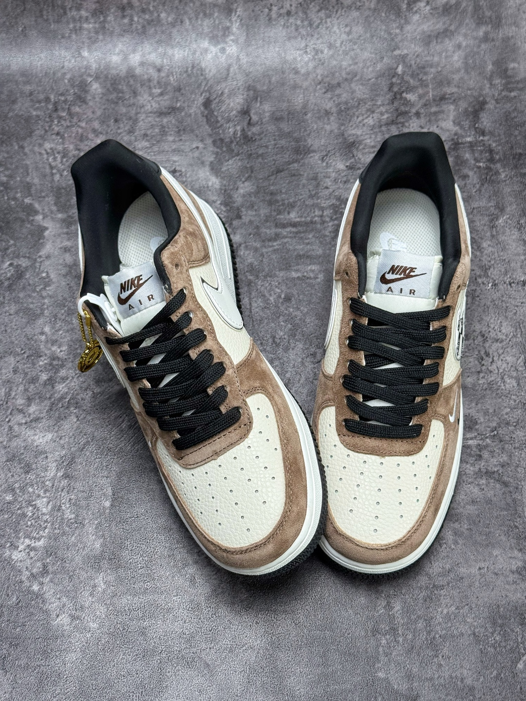 Nike Air Force 1 Low 07 x Superme 棕白黑双小勾 WY0655-101