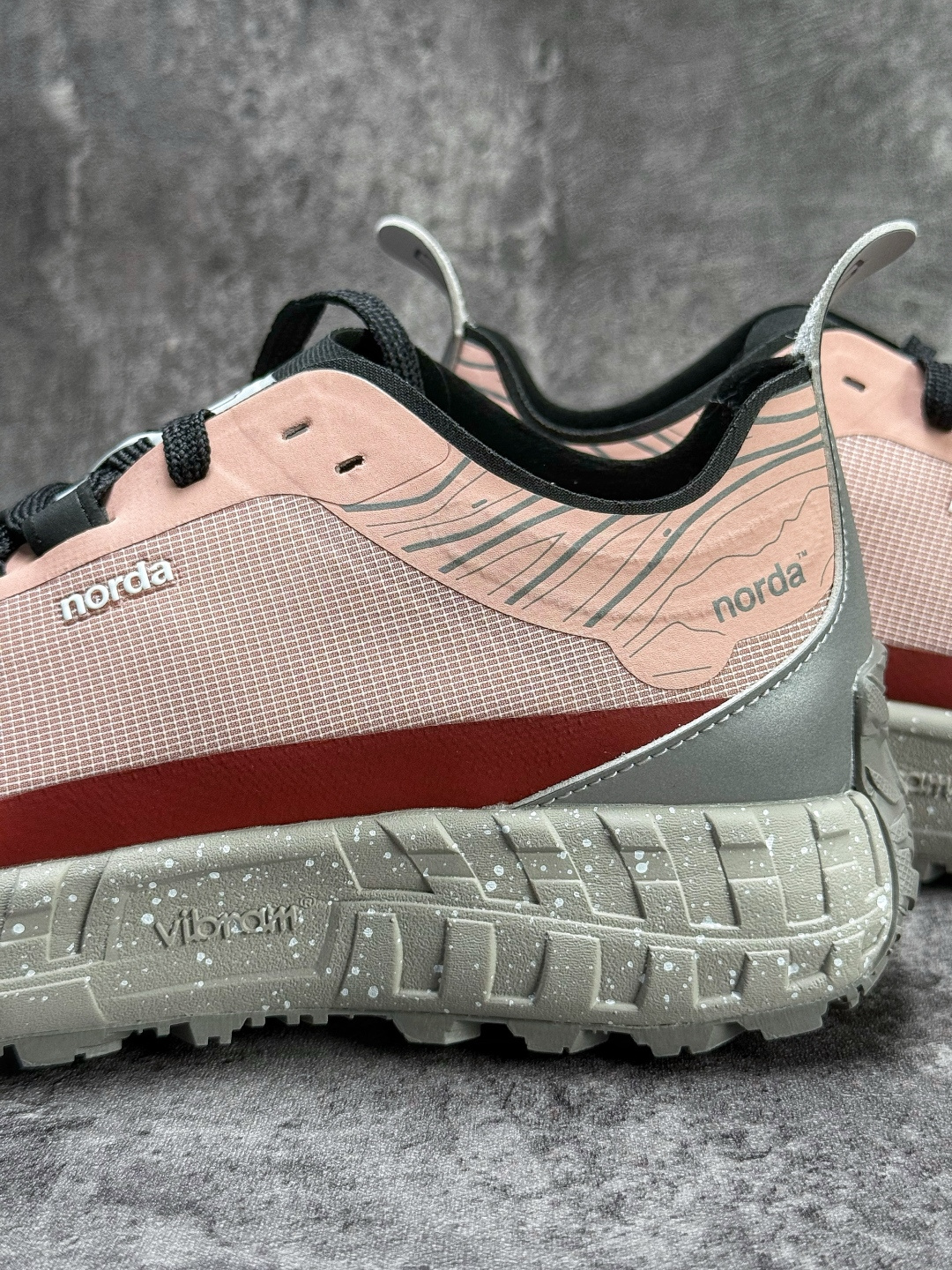 180 NORDA 001A 舒适百搭 低帮 越野跑步鞋 粉色-Chinese UA Cheap High Quatity Brand Clothes Bags handbags Sneakers wholesale wholesaler seller from China Factory suppliers Fashion Clothing Shoes best Quality Beautiful Price 180 NORDA 001A 舒适百搭 低帮 越野跑步鞋 粉色