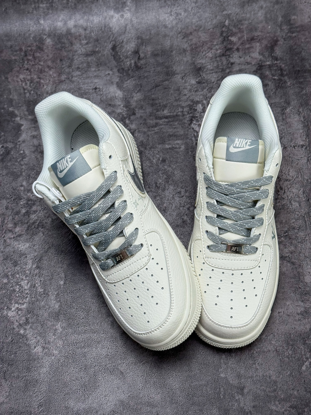 Nike Air Force 1 Low 07 x Louis Vuitton 白灰 KG6699-F39
