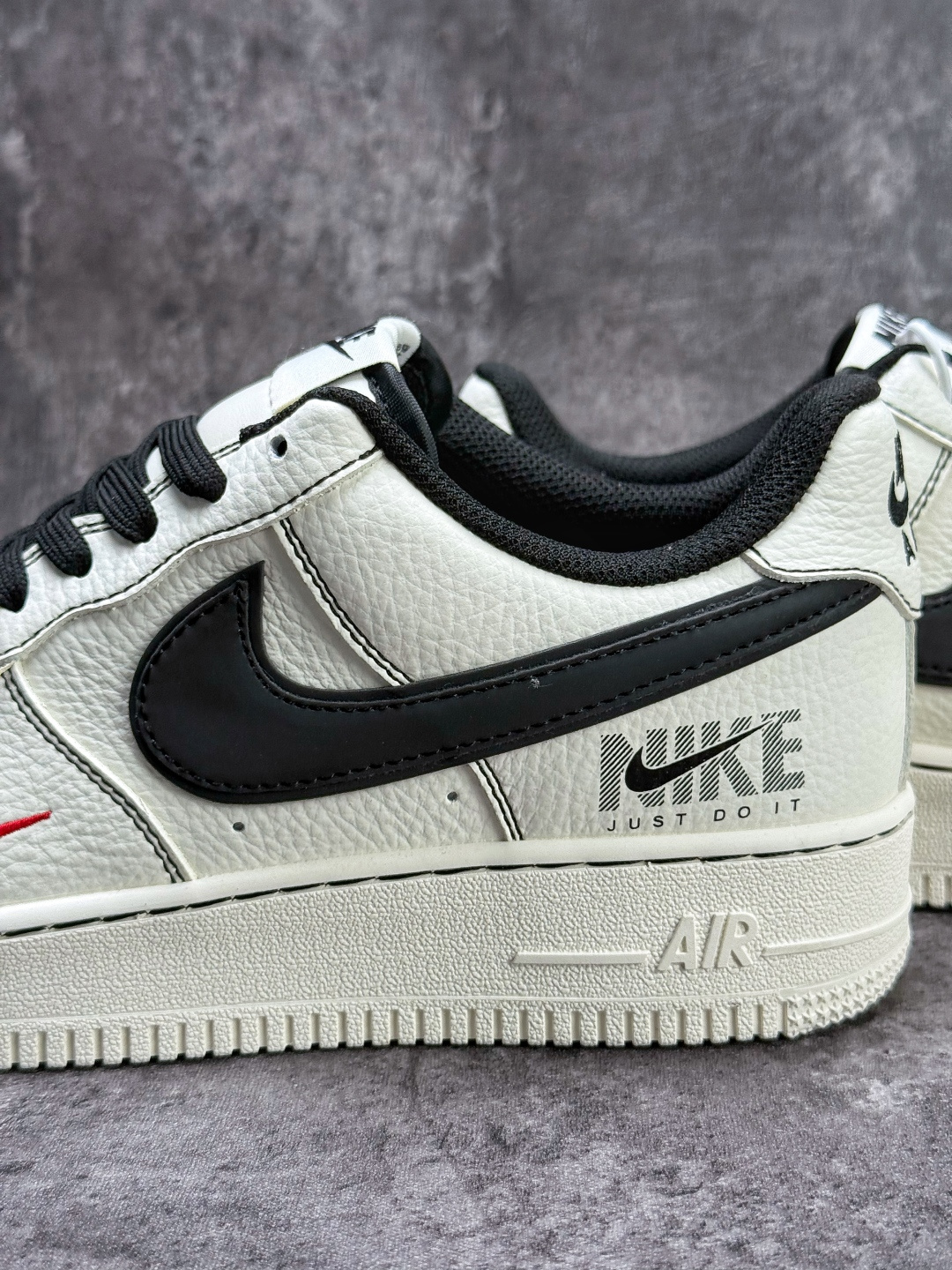 Nike Air Force 1 Low 07 白黑小勾 MM3399-826