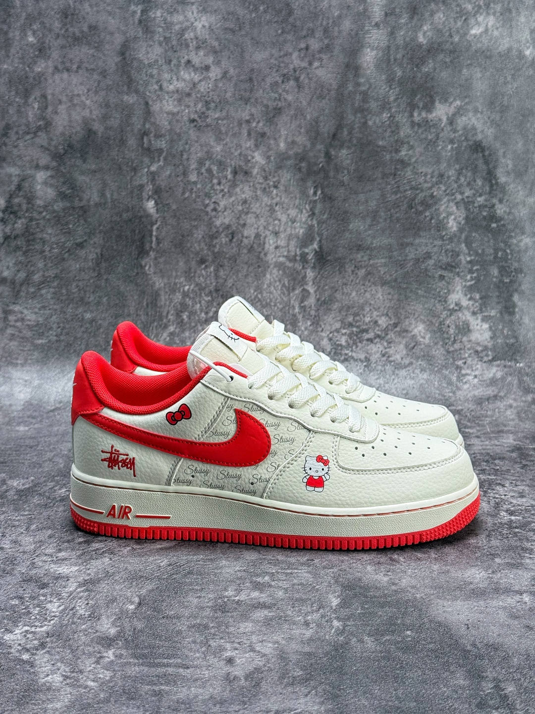 Nike Air Force 1 Low 07 x Stussy x Hello Kitty 白红 QZ6683-902
