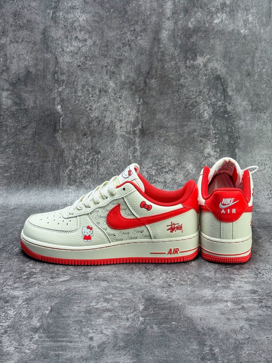 Nike Air Force 1 Low 07 x Stussy x Hello Kitty 白红 QZ6683-902