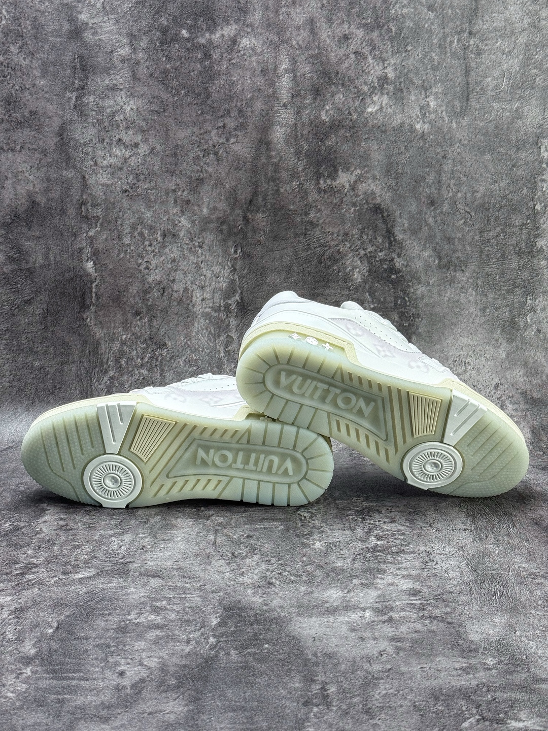 460 Tyler x Louis Vuitton 路易威登 LV Trainer 联名款 低帮休闲板鞋