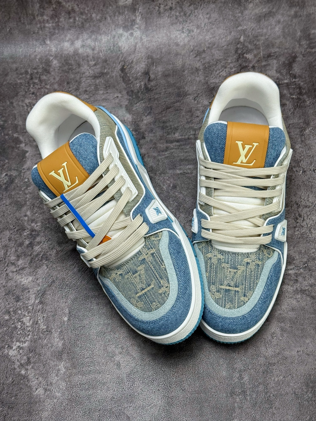 360 LOUIS VUITTON 路易威登 LV Trainer 零毛边 零溢胶 零线头瑕疵-Chinese UA Cheap High Quatity Brand Clothes Bags handbags Sneakers wholesale wholesaler seller from China Factory suppliers Fashion Clothing Shoes best Quality Beautiful Price 360 LOUIS VUITTON 路易威登 LV Trainer 零毛边 零溢胶 零线头瑕疵