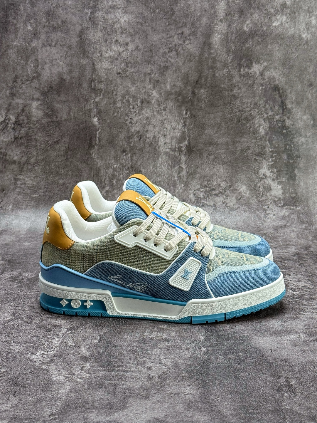 360 LOUIS VUITTON 路易威登 LV Trainer 零毛边 零溢胶 零线头瑕疵-Chinese UA Cheap High Quatity Brand Clothes Bags handbags Sneakers wholesale wholesaler seller from China Factory suppliers Fashion Clothing Shoes best Quality Beautiful Price 360 LOUIS VUITTON 路易威登 LV Trainer 零毛边 零溢胶 零线头瑕疵