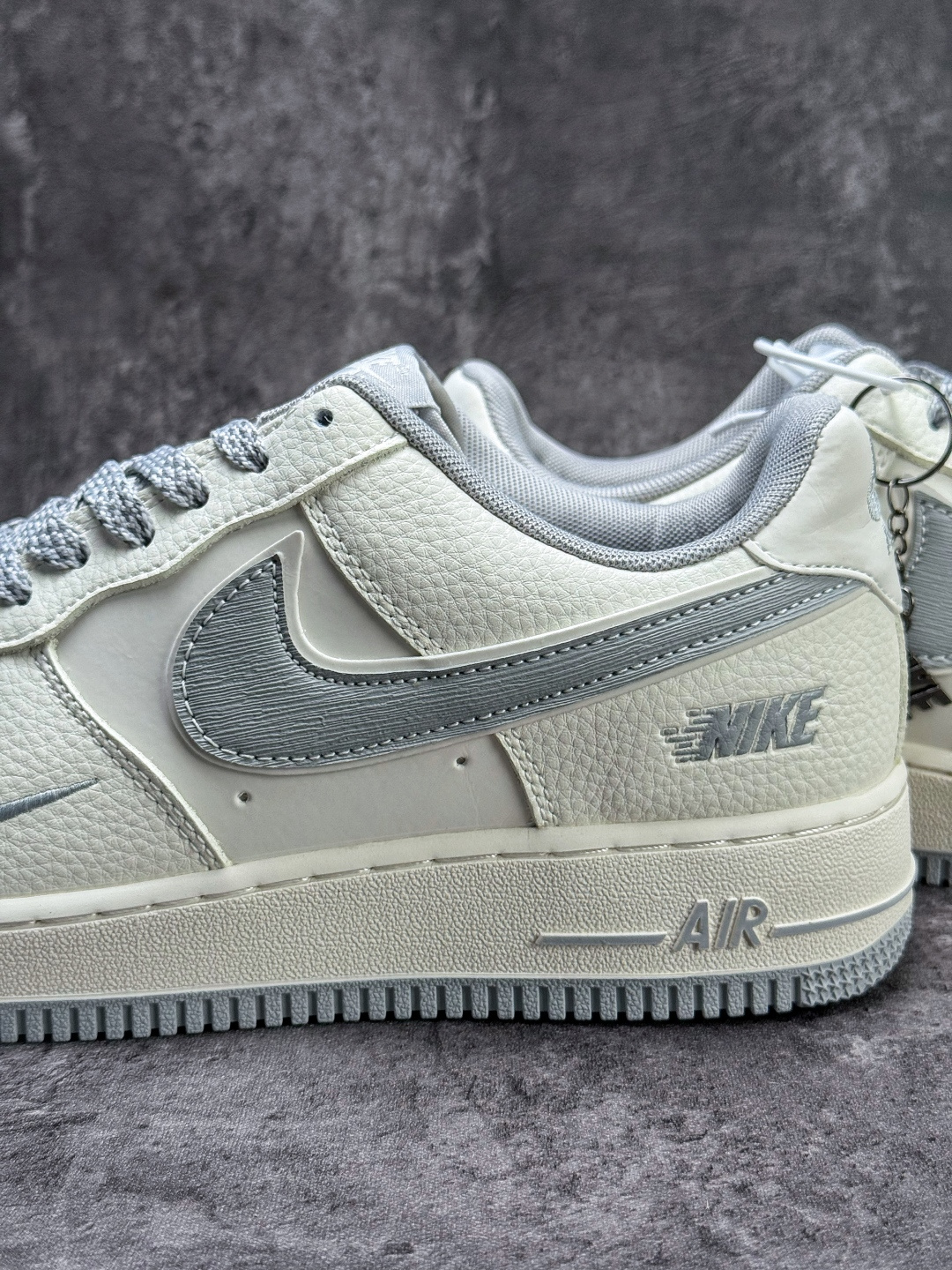 Nike Air Force 1 Low 07 白灰小勾满天星 DN968-113