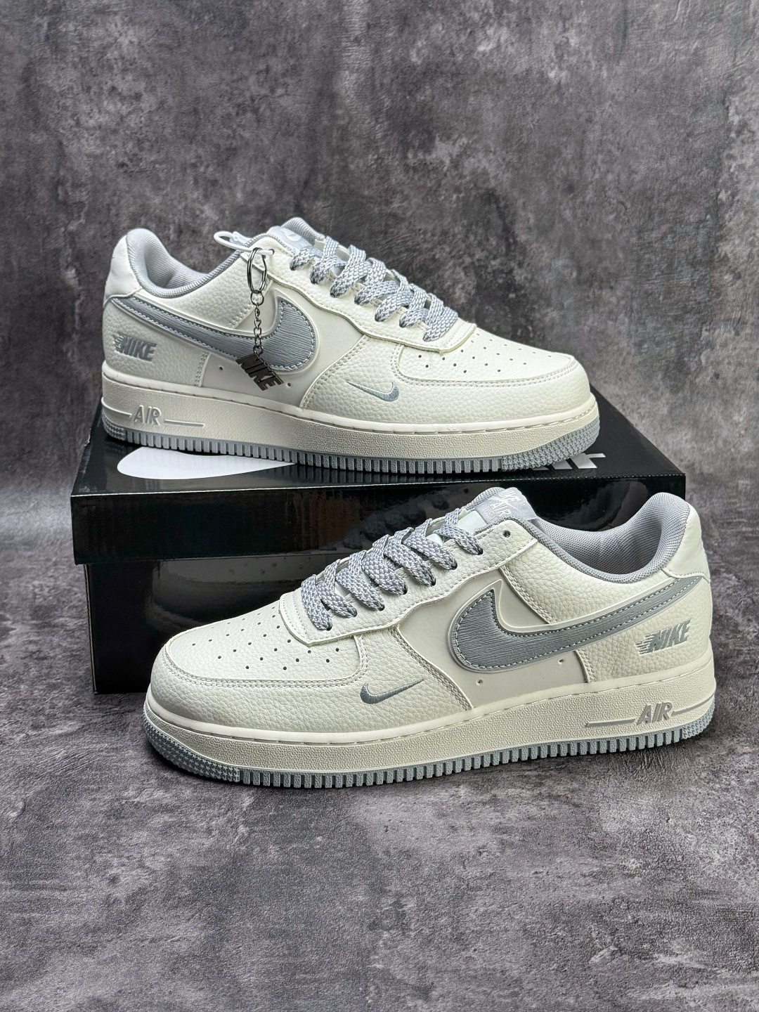 Nike Air Force 1 Low 07 白灰小勾满天星 DN968-113