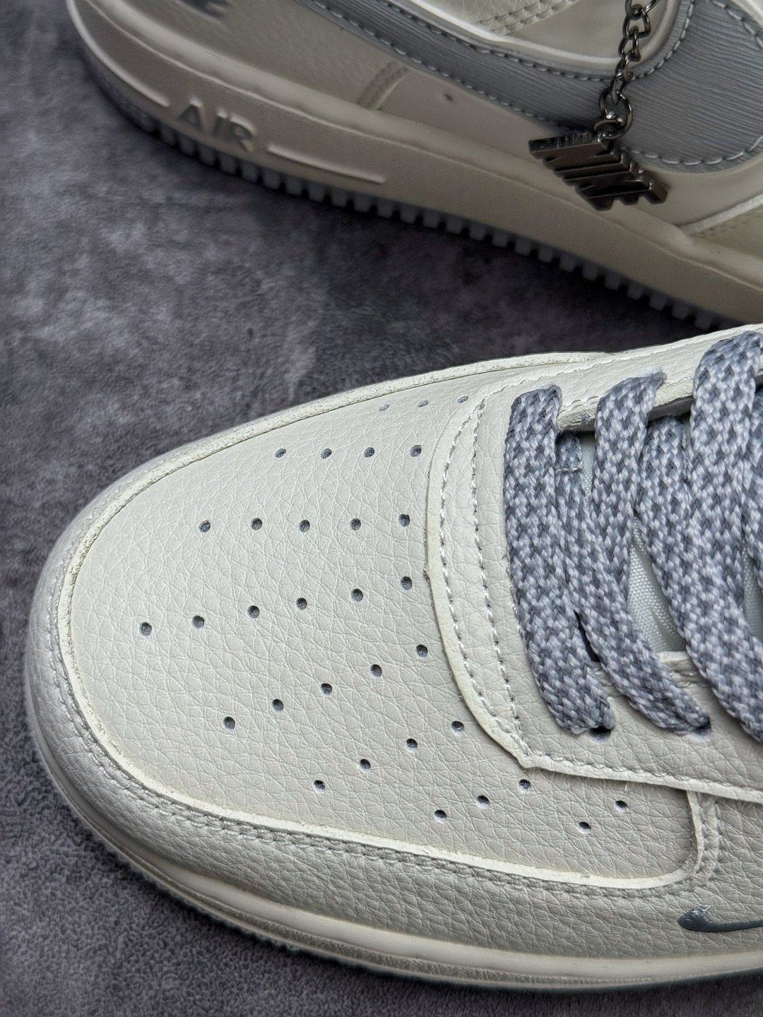 Nike Air Force 1 Low 07 白灰小勾满天星 DN968-113