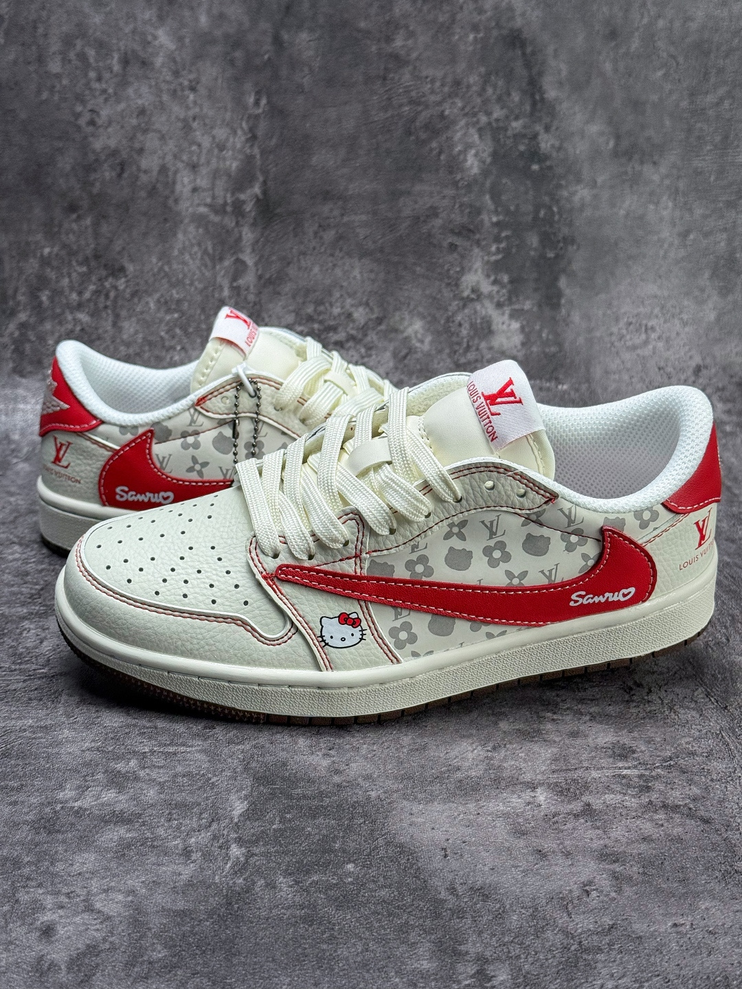 230 Travis Scott x Nike Air Jordan 1 Low x Louis Vuitton x Hello Kitty Air Jordan 1 Low 反转白红倒钩 纯原版本 HF0591-001-Chinese UA Cheap High Quatity Brand Clothes Bags handbags Sneakers wholesale wholesaler seller from China Factory suppliers Fashion Clothing Shoes best Quality Beautiful Price 230 Travis Scott x Nike Air Jordan 1 Low x Louis Vuitton x Hello Kitty Air Jordan 1 Low 反转白红倒钩 纯原版本 HF0591-001