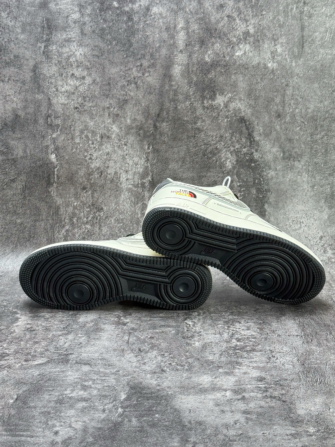 Nike Air Force 1 Low 07 x The North Face 白黑小勾 DD1982-349-莆田鞋,莆田鞋货源,高仿鞋,高仿鞋货源,安福档口,莆田高仿鞋,莆田鞋批发,高仿鞋批发,莆田高仿运动鞋,高仿运动鞋,莆田运动鞋 Nike Air Force 1 Low 07 x The North Face 白黑小勾 DD1982-349
