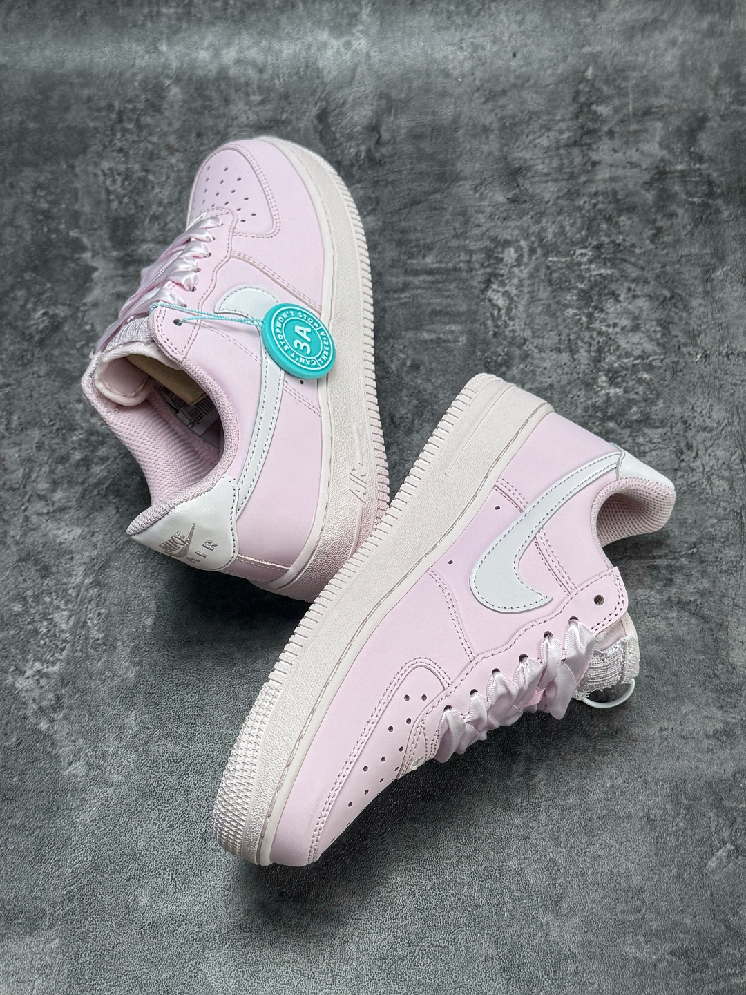 Nike Air Force 1 Low 07 粉白 IR0871-600