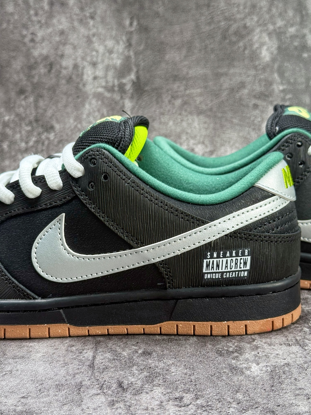 Nike SB Dunk Low 织物 黑银绿 FQ7585-200
