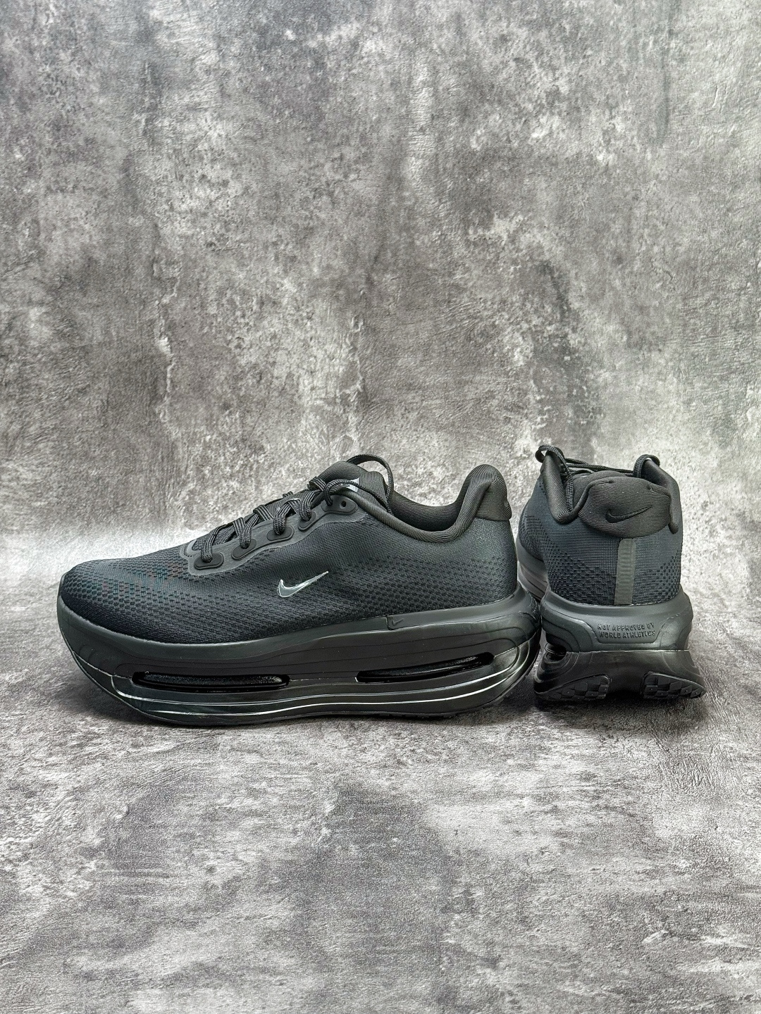 Nike Vomero premium Air气垫40周年 舒适百搭防滑耐磨 支撑缓震低帮 IQ0627-001-莆田鞋,莆田鞋货源,高仿鞋,高仿鞋货源,安福档口,莆田高仿鞋,莆田鞋批发,高仿鞋批发,莆田高仿运动鞋,高仿运动鞋,莆田运动鞋 Nike Vomero premium Air气垫40周年 舒适百搭防滑耐磨 支撑缓震低帮 IQ0627-001