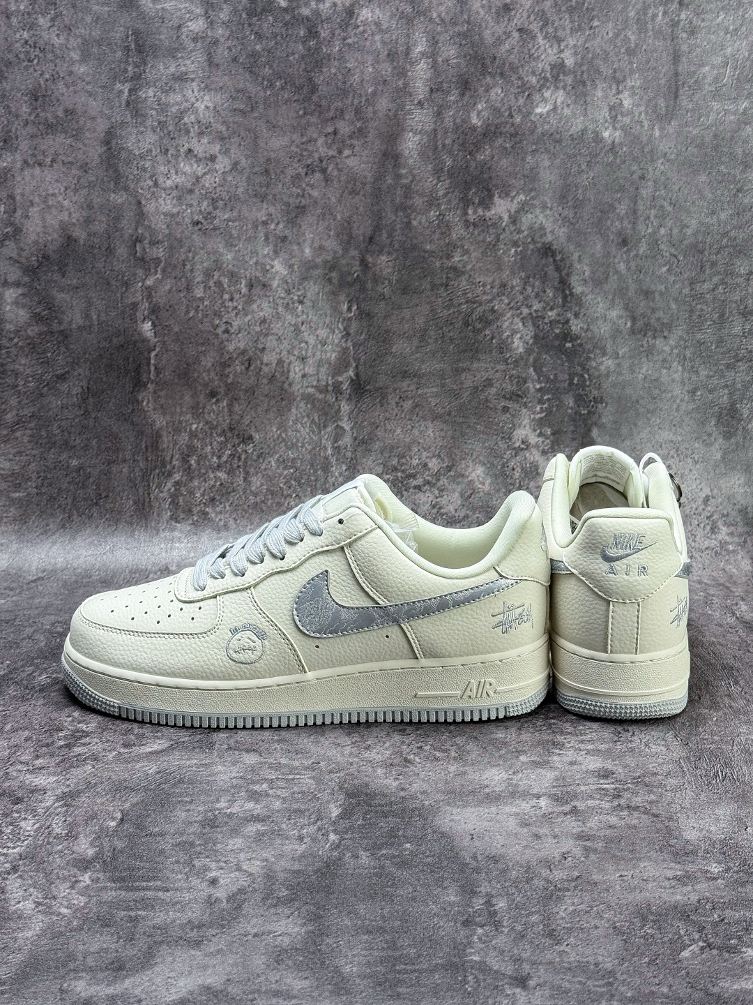 Nike Air Force 1 Low 07 x Stussy 白灰 DW8806-013