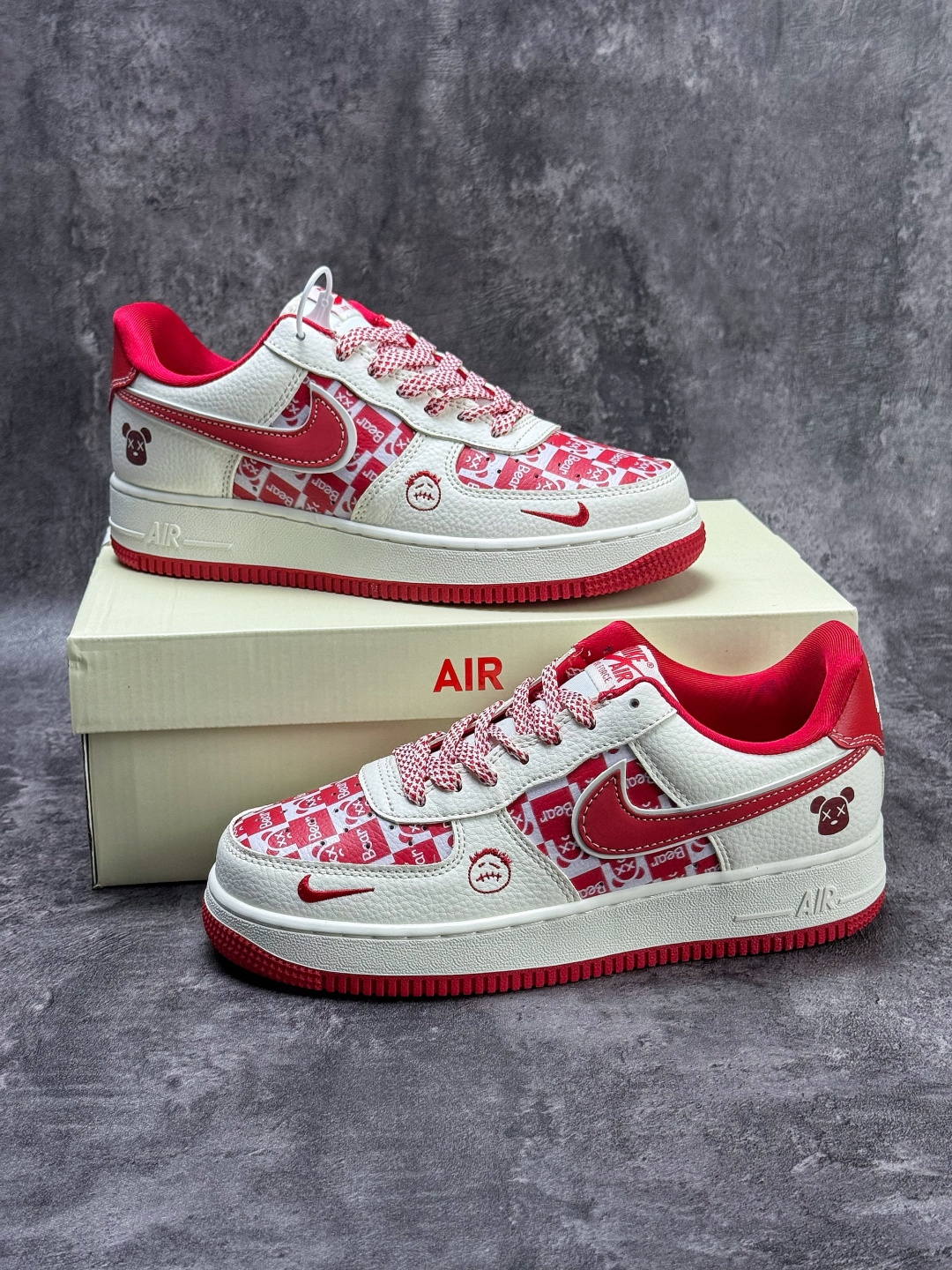 Nike Air Force 1 Low 07 暴力熊 白红小勾满天星 SS1979-016