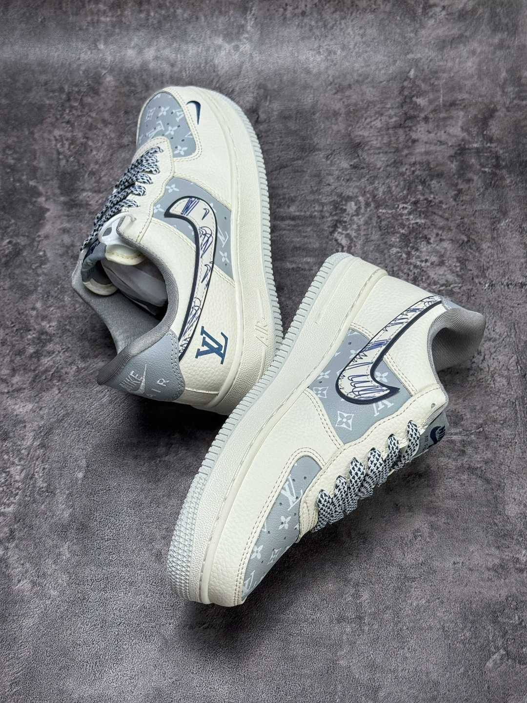 Nike Air Force 1 Low 07 x LOUIS VUITTON 白灰小勾满天星 SS1979-015