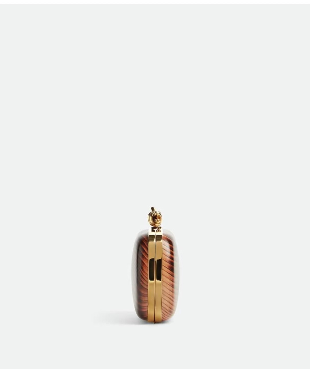 Official website image/upper body image~Each wooden dinner bag is unique due to its different textures photo 1