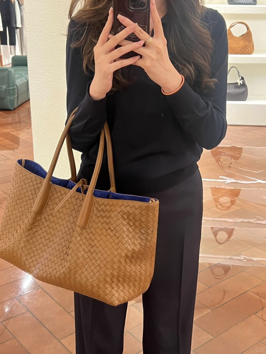 _dX49sS5TM2ZWH8OGEaJXDCHz1NRIHS8aR9FKXkQ