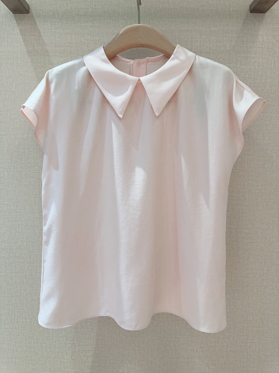 Loro Piana Sweet Doll Collar Suit: Elegant Design in Light-Tweeted Tone - 图片 2
