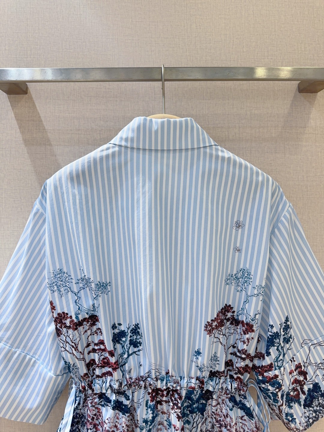 “Benan*g Jaru*m Women’s Clothes: High Quality, Unique Style, Natural Elements” - 图片 5