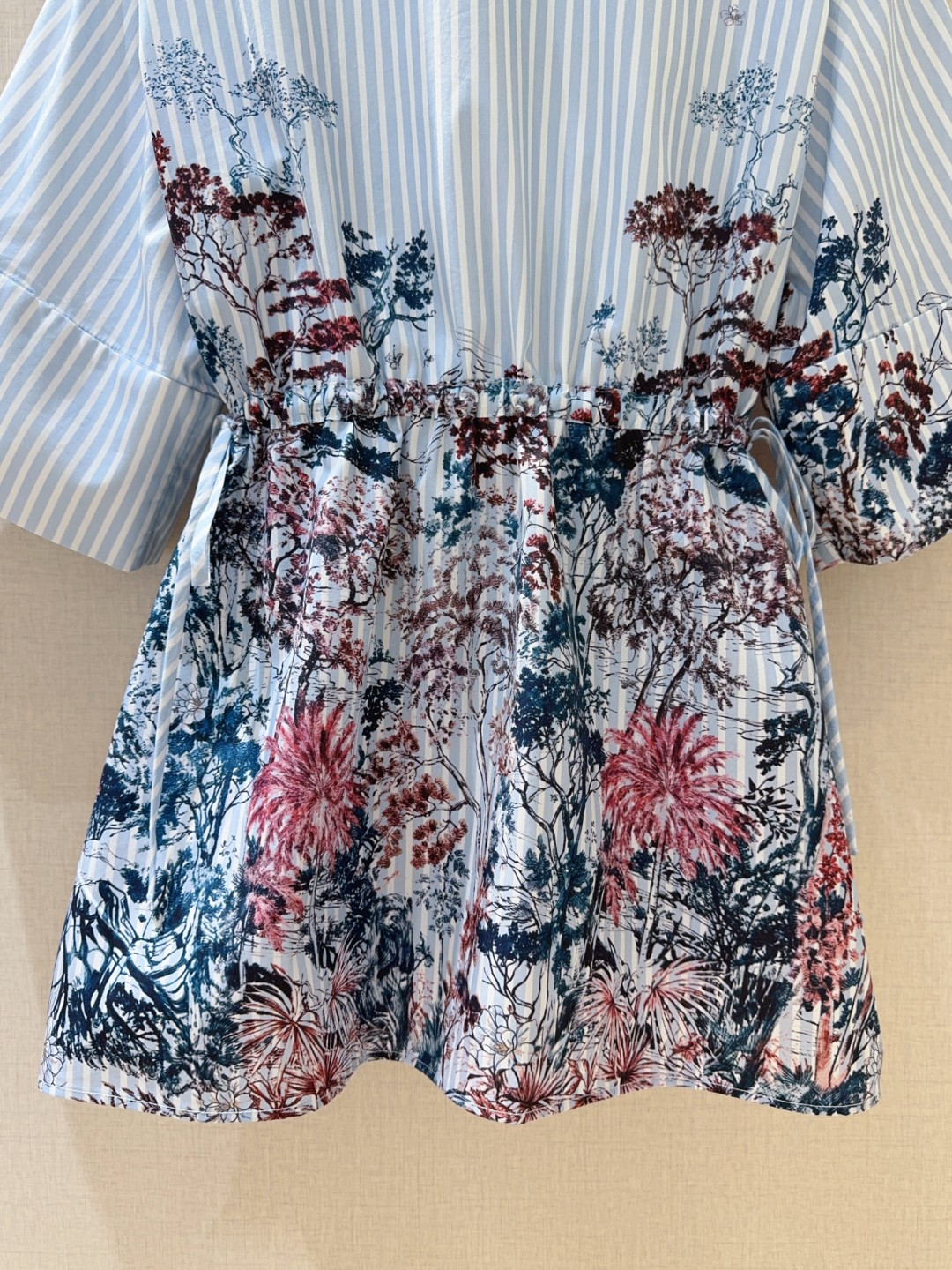 “Benan*g Jaru*m Women’s Clothes: High Quality, Unique Style, Natural Elements” - 图片 6