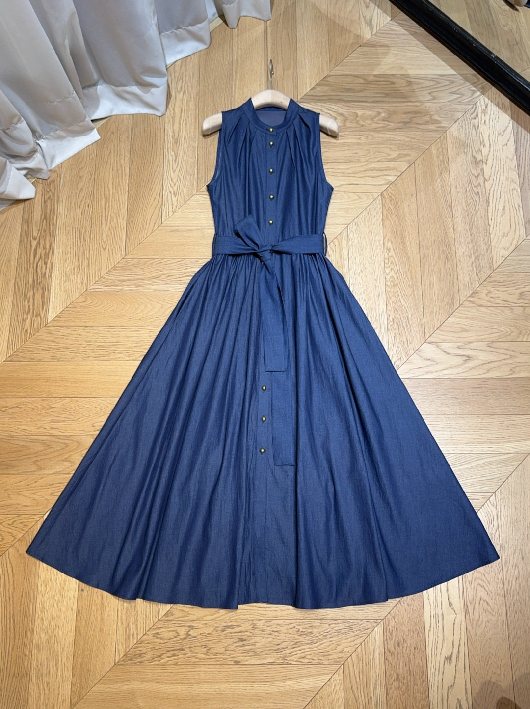 Title: New Single Women’s Suit Description: New uncuffed women’s suit with cowboy color, gold button design, waist belts, cotton pockets. Size: SXL. - 图片 8