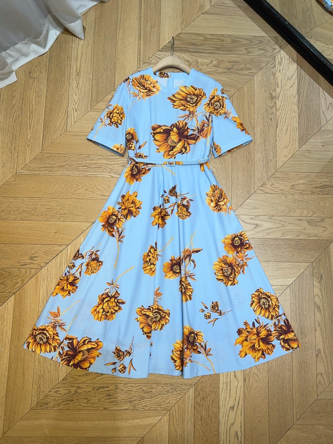 Oscar de la Renta Floral Print Cotton Dress - Elegant Light Blue, Size S-XL 8 cmp a1744964359514 3807