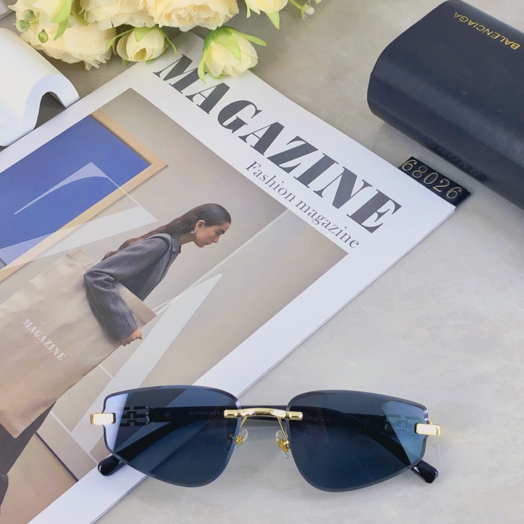 。。Balenciaga新款时尚太阳镜  男女同款墨镜 时尚潮流休闲出游太阳镜