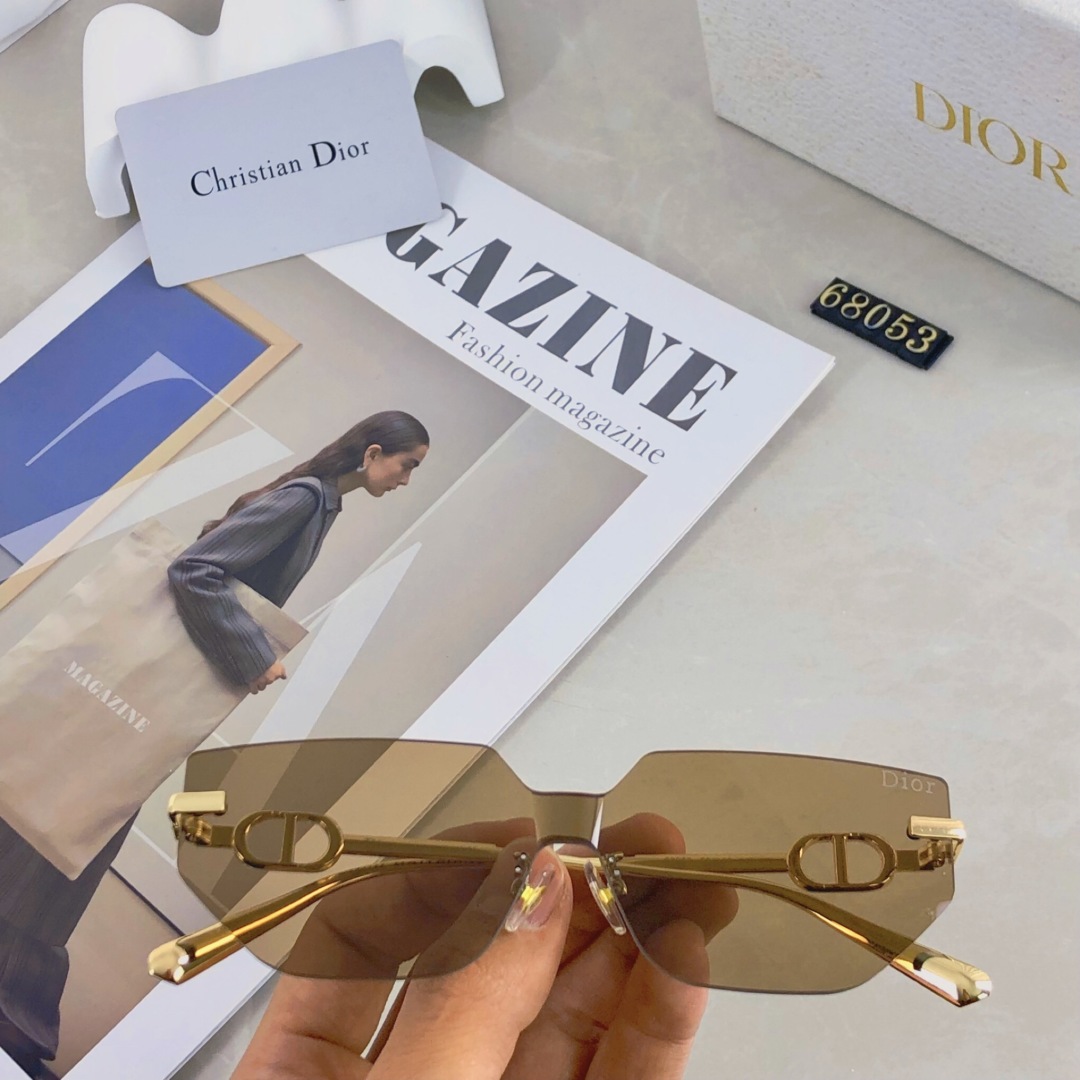 。。Dior2025新款潮牌太阳眼镜男女款太阳镜墨镜高品质金属框架