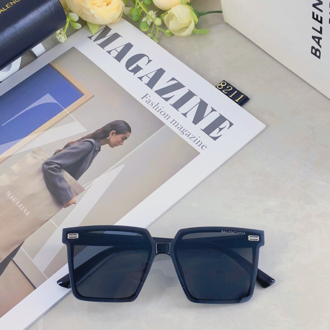 。。Balenciag*网红方形墨镜女大脸显瘦韩版素颜时尚街拍出游遮阳太阳眼镜潮