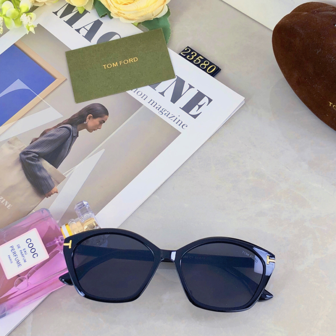 NO:248812,Tom For* new product European and American fashion small frame sunglasses women small face personality butterfly sunglasses trendy people dance retro hip-hop glasses glasses sunglasses sunglasses, glasses, tom ford19860909Tom For*新品欧美时尚小框墨镜女小脸个性蝶形太阳镜潮人蹦迪复古嘻哈眼镜眼镜墨镜太阳镜,眼镜,tom ford,glasses