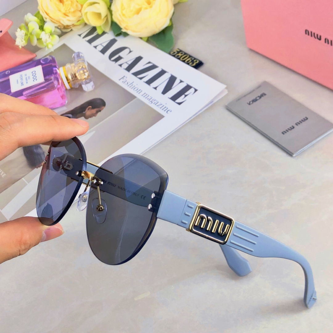 NO:248826,miumi*2025 new frameless cut edge small frame light luxury high-end small fragrance sunglasses women's personalized sun protection sunglasses glasses sunglasses sunglasses, glasses, miumiu19860909miumi*2025新款无框切边小框轻奢高级感小香风太阳镜女个性防晒墨镜眼镜墨镜太阳镜,眼镜,miumiu,glasses