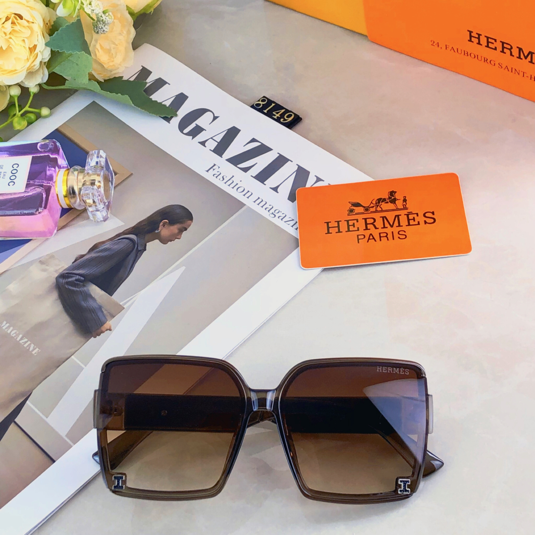 。。Herme*高级感墨镜女大脸显瘦拍照凹造型ins潮太阳眼镜防紫外线方形黑色