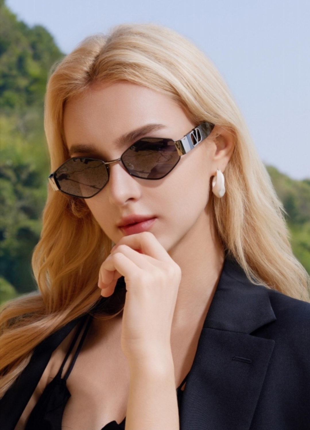 🔥🔥Louis vuitto*金属边框墨镜女款高级感2025新款小框多边形欧美风猫眼小脸款搞怪