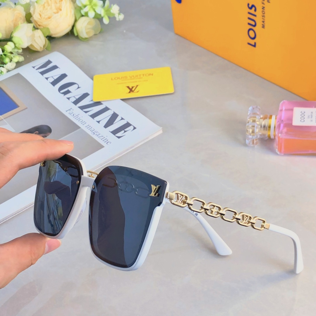 NO:257089,Louis vuitto* new sunglasses for women high-end ins internet celebrity sun protection sunglasses large frame round face slimming eyes trendy glasses sunglasses sunglasses, glasses, louis vuitton19860909Louis vuitto*新款墨镜女高级感ins网红款防晒太阳镜大框圆脸显瘦眼潮流眼镜墨镜太阳镜,眼镜,louis vuitton,glasses