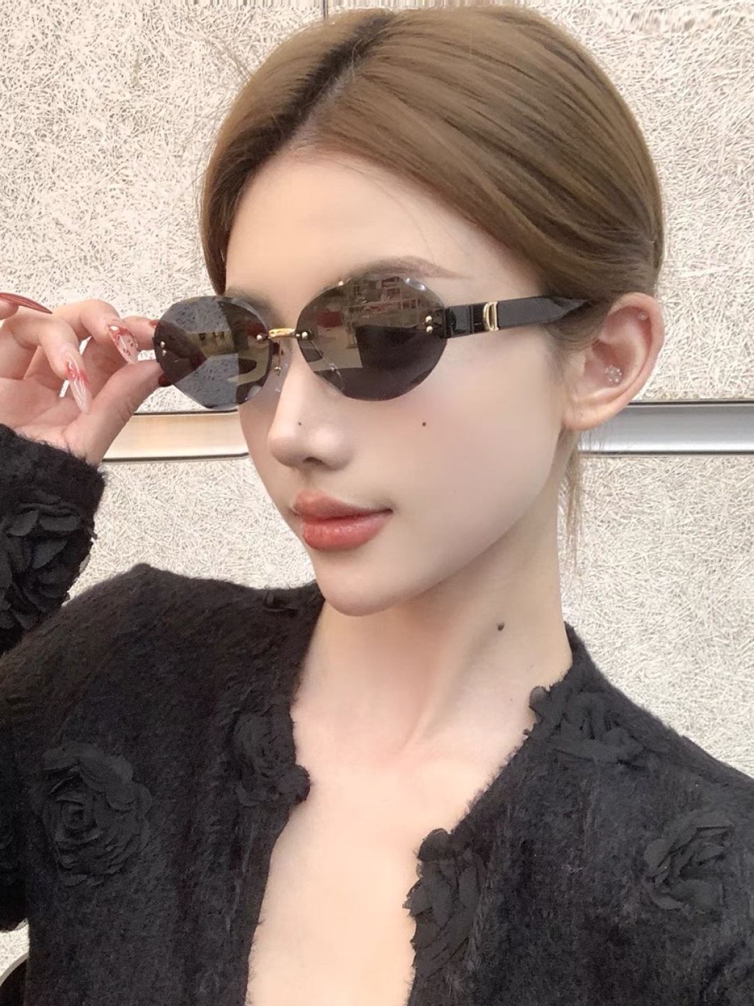 。。Dio*辣妹墨镜女美式网红款椭圆无边框小脸个性防紫外线遮阳太阳眼镜