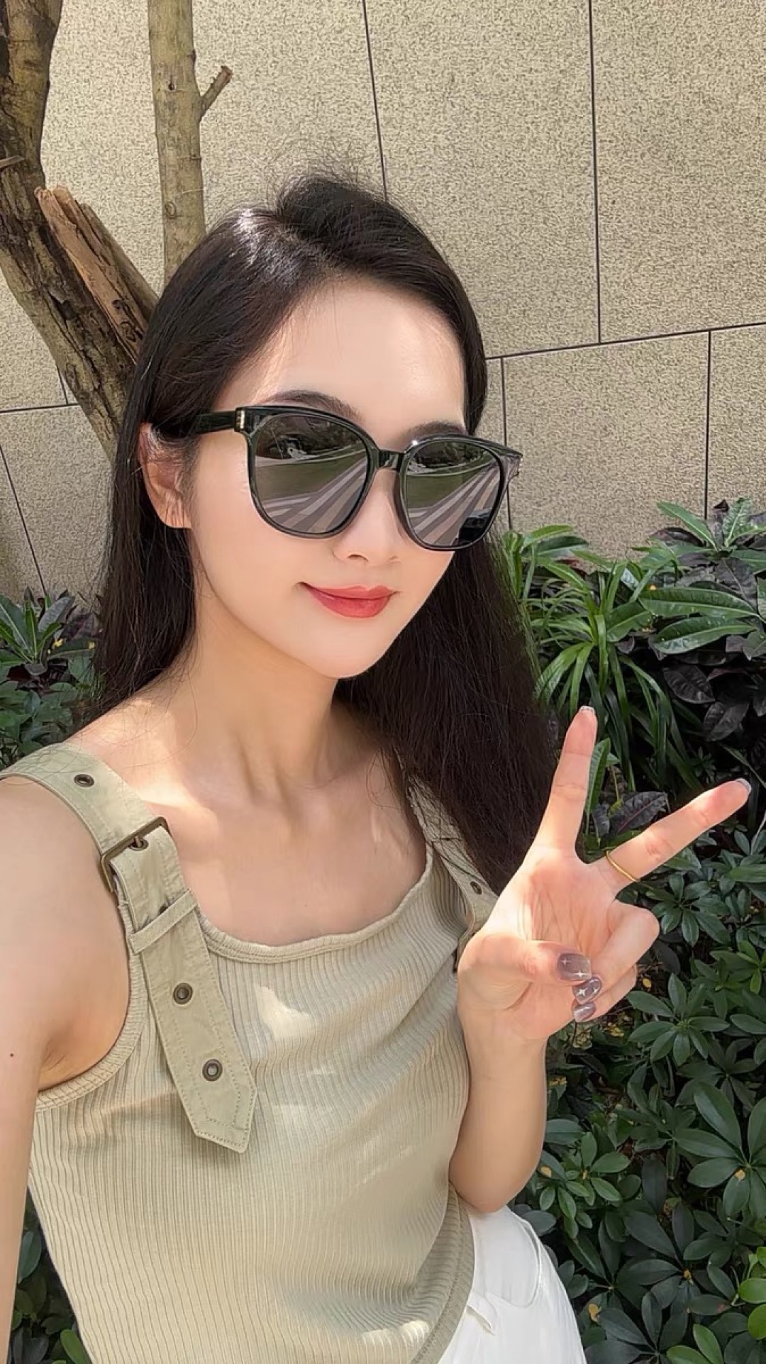 。。Louis vuitto*欧美方框轻偏光太阳眼镜时尚潮男女款高级感黑色防紫外线墨镜