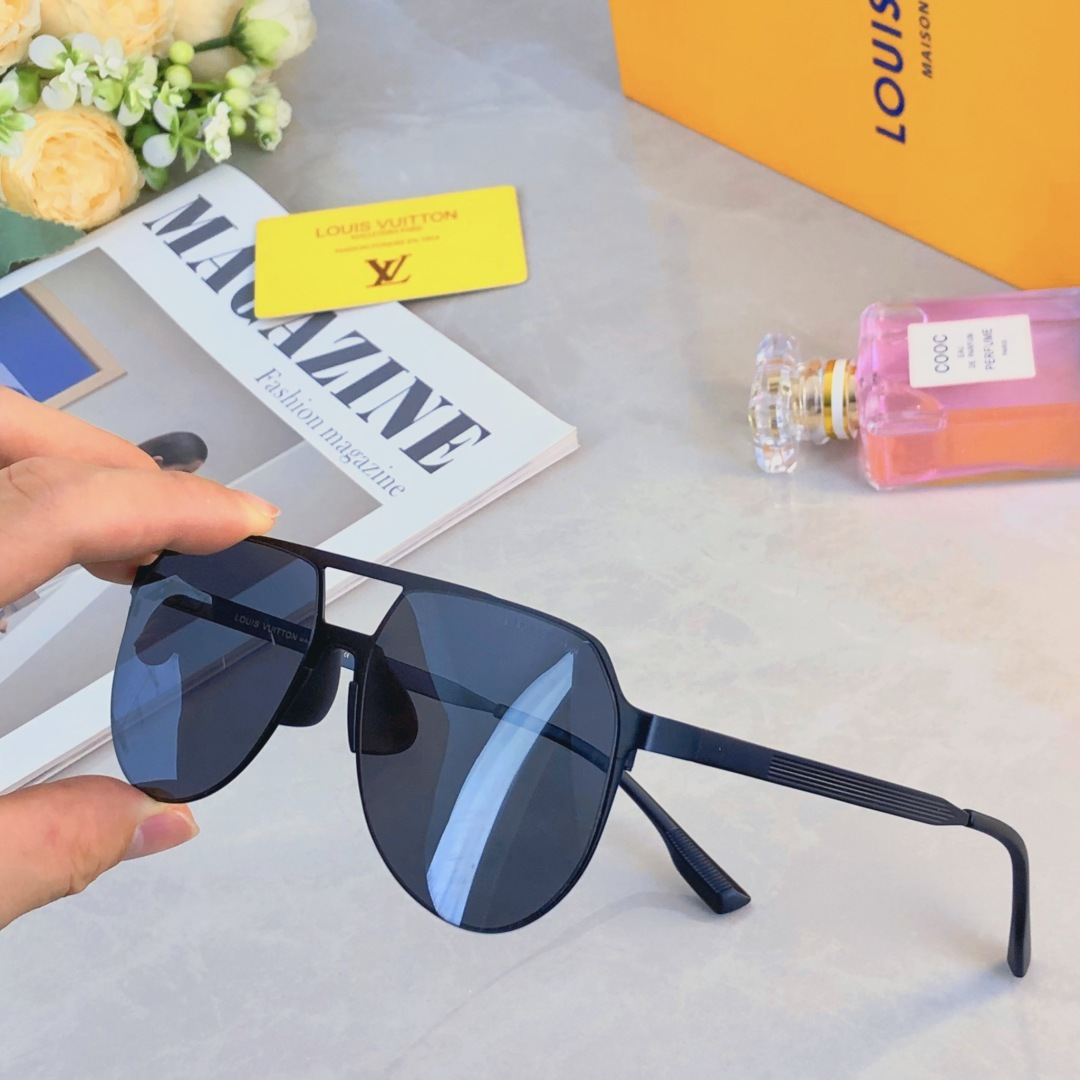 NO:359300,Louis vuitto* new nylon polarized sunglasses men driving fishing sunglasses high-end sunglasses UV sun protection glasses glasses sunglasses, glasses, louis vuitton19860909Louis vuitto*新款尼龙偏光太阳镜男士开车钓鱼墨镜高端太阳镜防紫外线防晒眼镜眼镜墨镜太阳镜,眼镜,louis vuitton,glasses