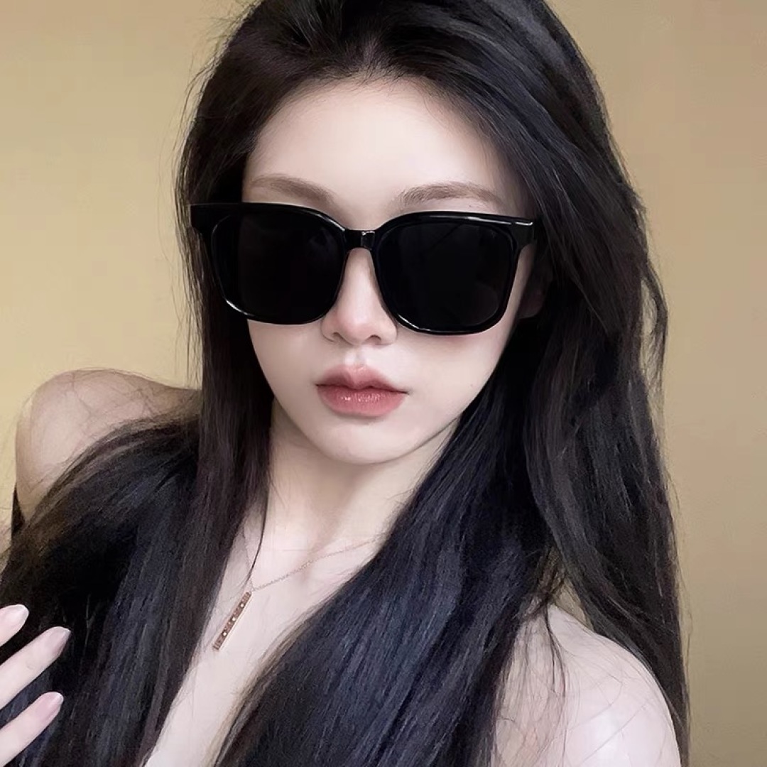 。。Louis vuitto*超酷方形百搭男女情侣度假眼镜简单时尚墨镜偏光个性韩国圆脸太阳镜