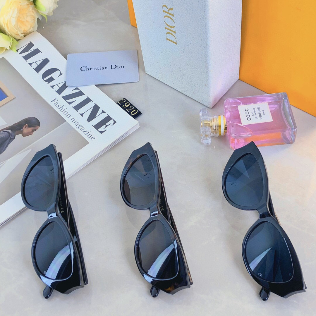 。。Dio*2025新时尚大框一体防晒户外欧美潮流太阳眼镜墨镜女款小红书ins