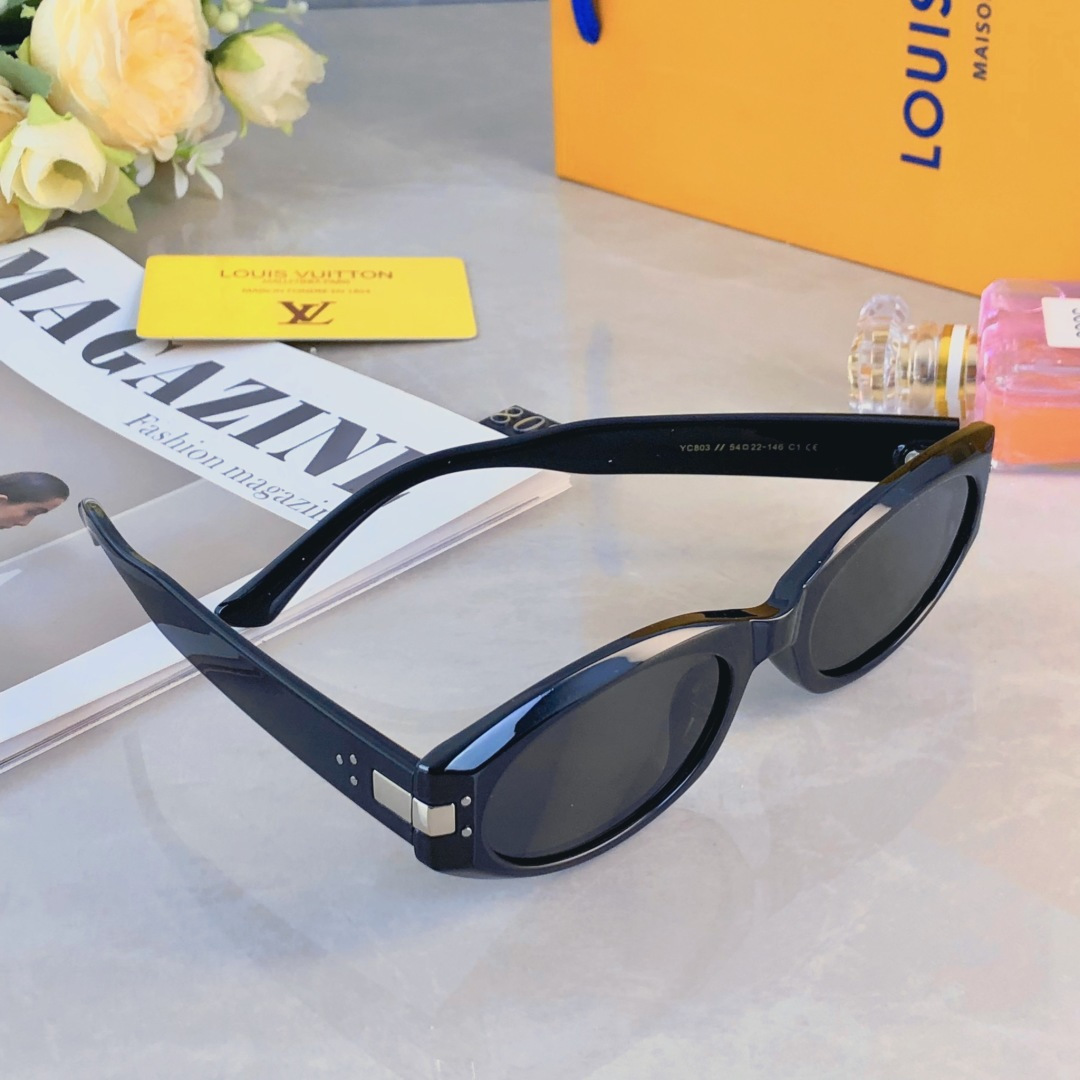 。。Louis vuitto*欧美风墨镜女夏小框小脸网红拍照窄超酷ins防晒太阳眼镜